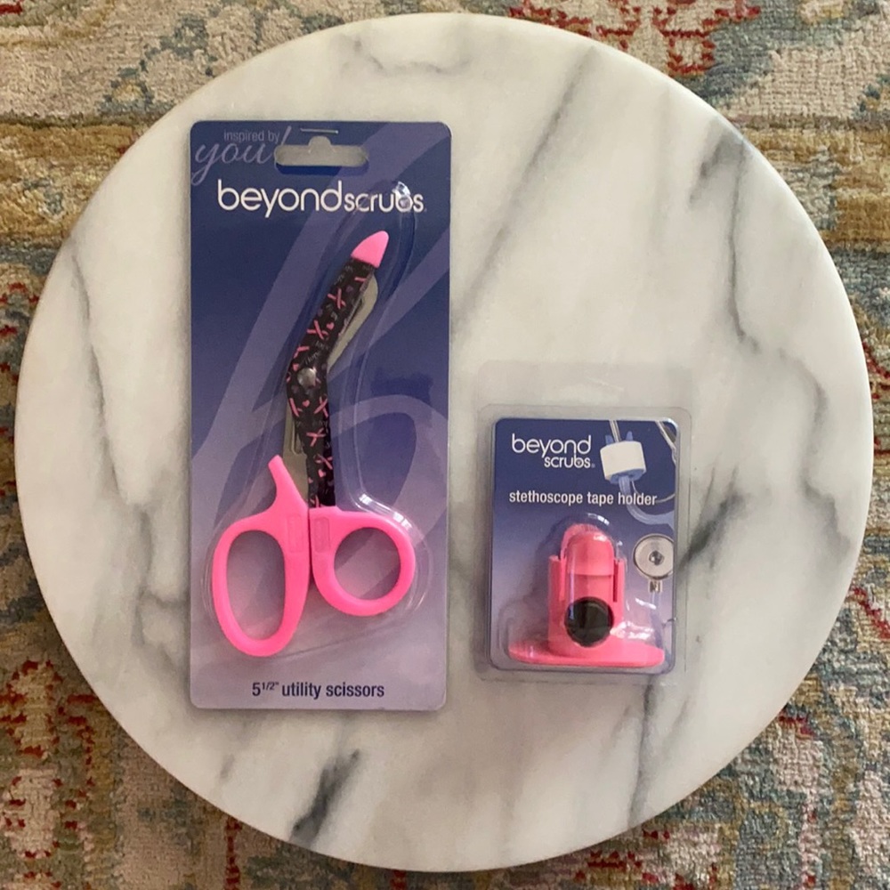 BeyondScrubs 5 1/2 inch Utility Scissors & Stethoscope Tape Holder